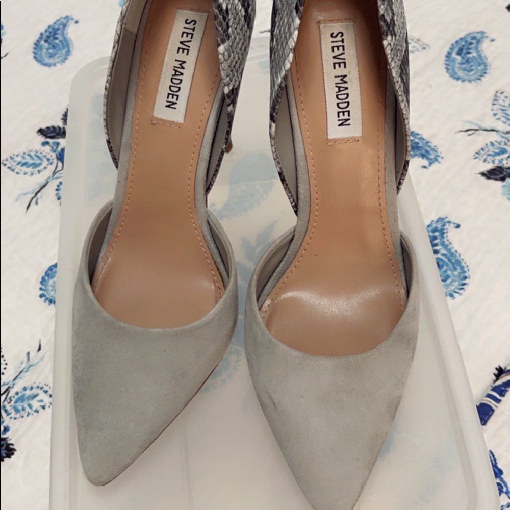 Steve Madden grey heels